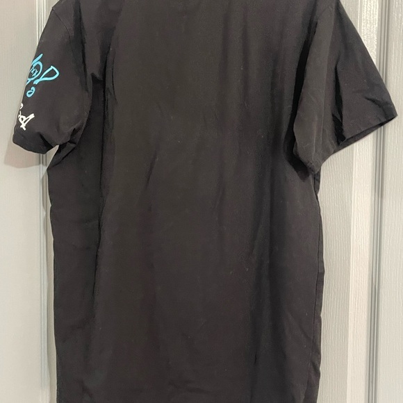 Bleecker & Mercer L graphic tee street style - Picture 2 of 7